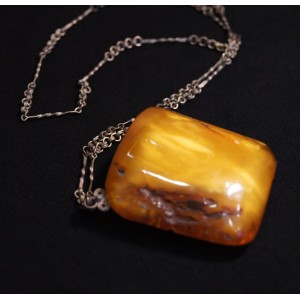 Vintage amber pendant